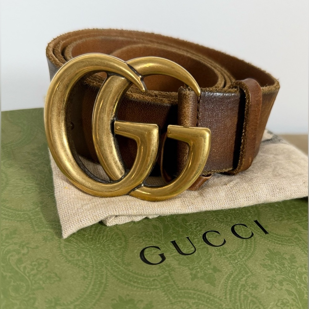 *SOLD somewhere else* Gucci GG marmont Belt with Gold Buckle